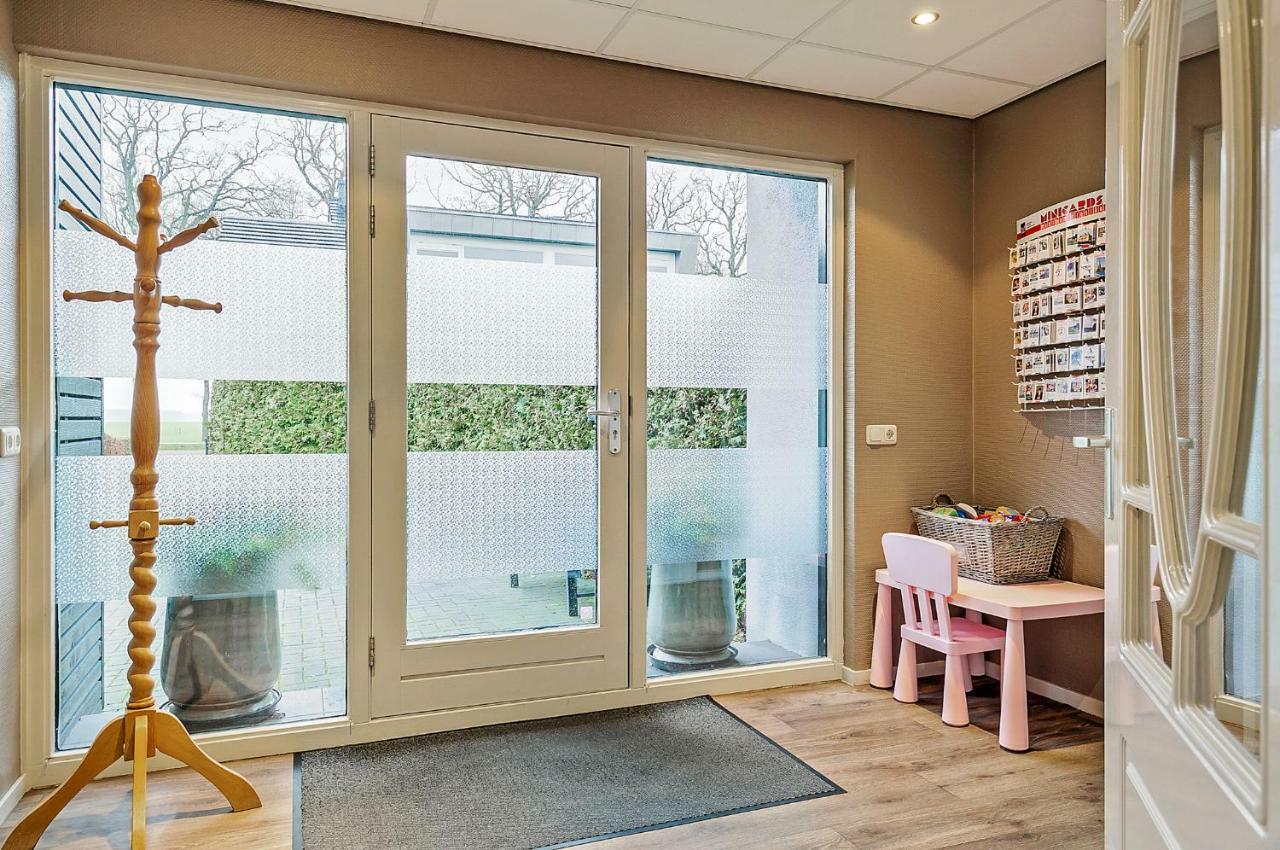 Sfeervol 6 Persoons Appartement - Van Alle Gemakken Voorzien! Bakkeveen エクステリア 写真